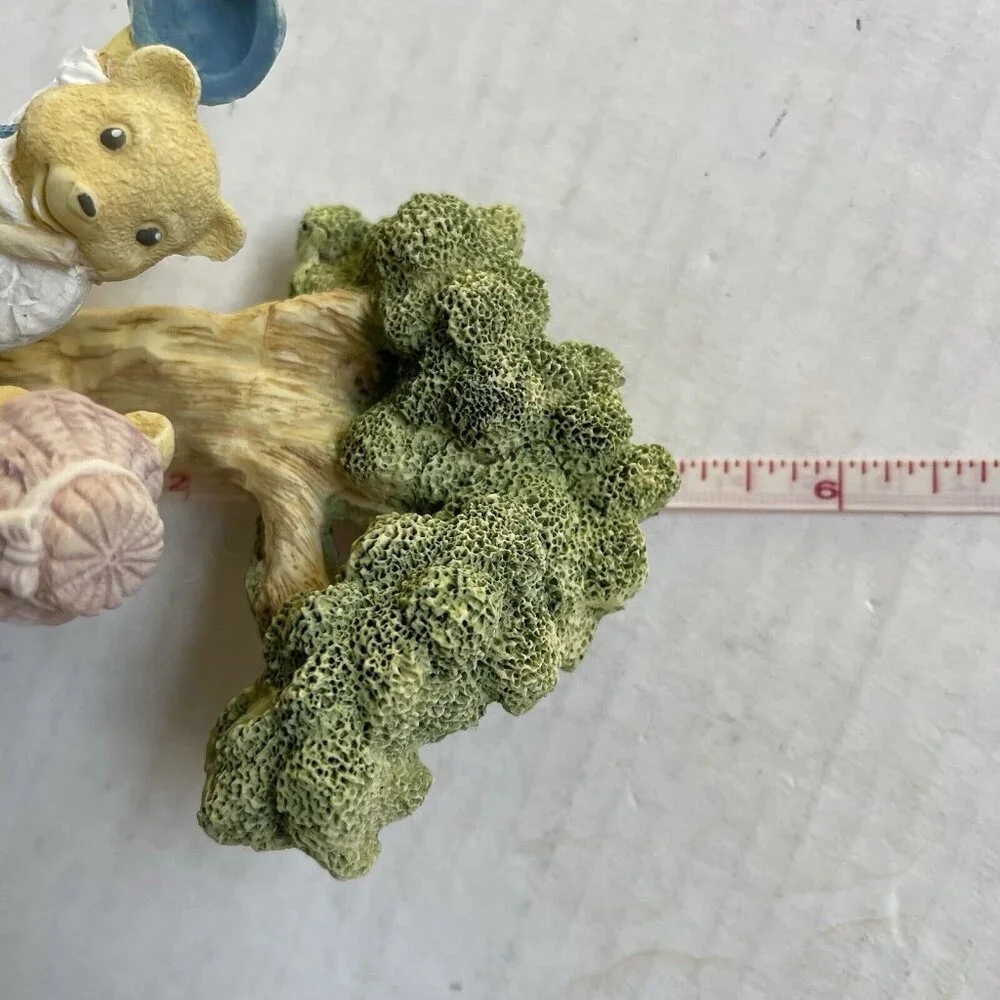 Decor Male Female Bears Under Tree Resting Picnic Resin Spring Flowers Home